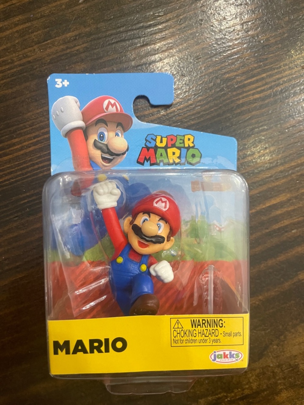 Super Mario- Mario (WITH STAND)